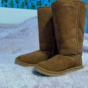 size 8 women’s ugh boots
